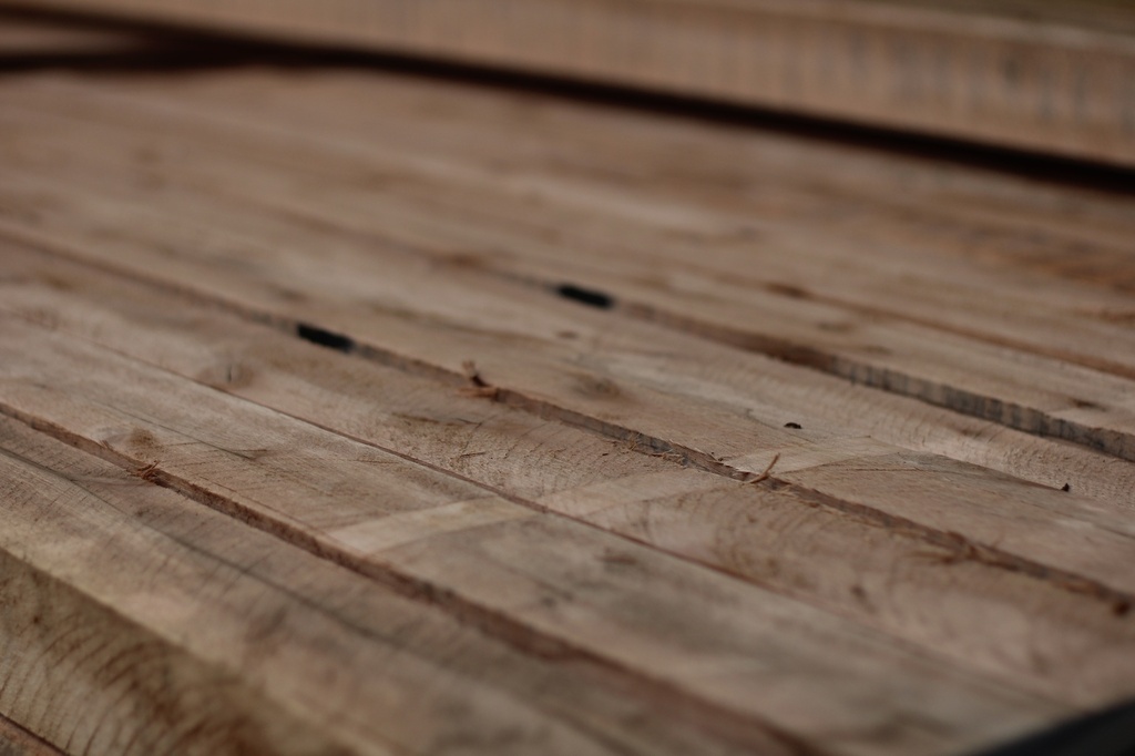 TABLAS DE OBRA SALIGNA 1"x4"